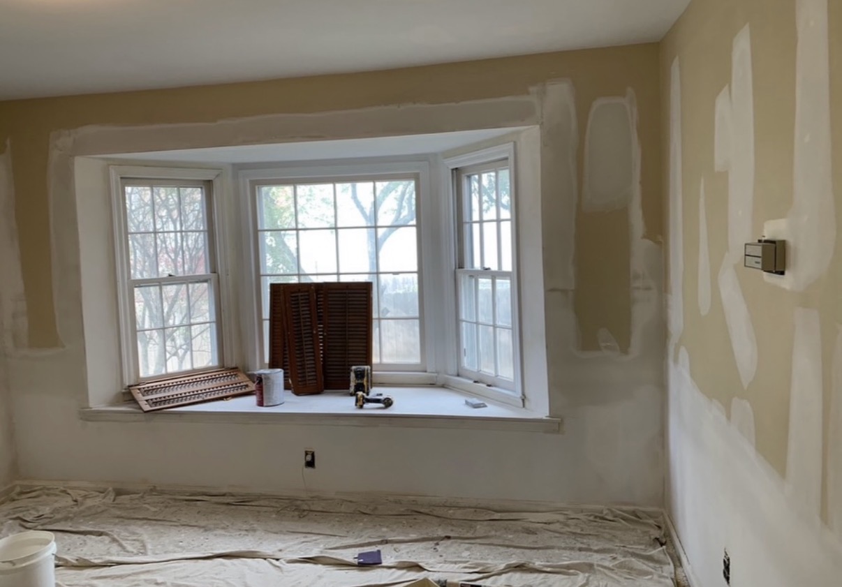 Home office before renovation